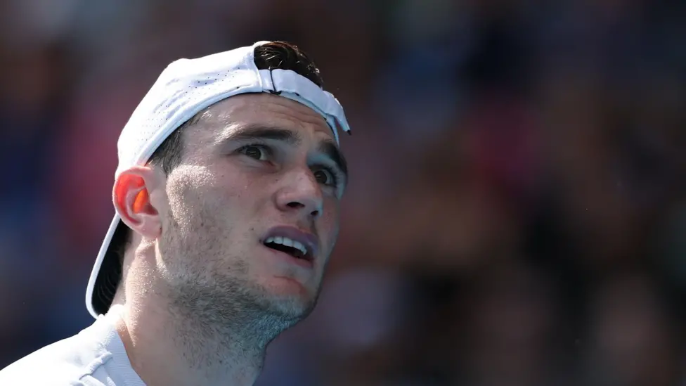 Injured Draper Retires Against Alcaraz, Ending Melbourne Campaign