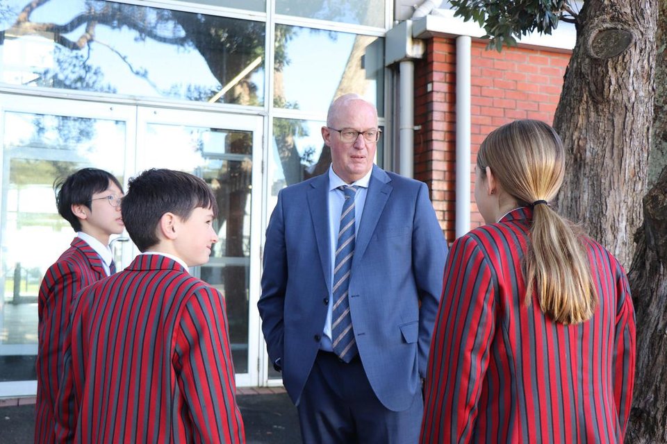NZ Overhauls 'Broken' NCEA High School System Amid Global Competitiveness Concerns - gallery image 1