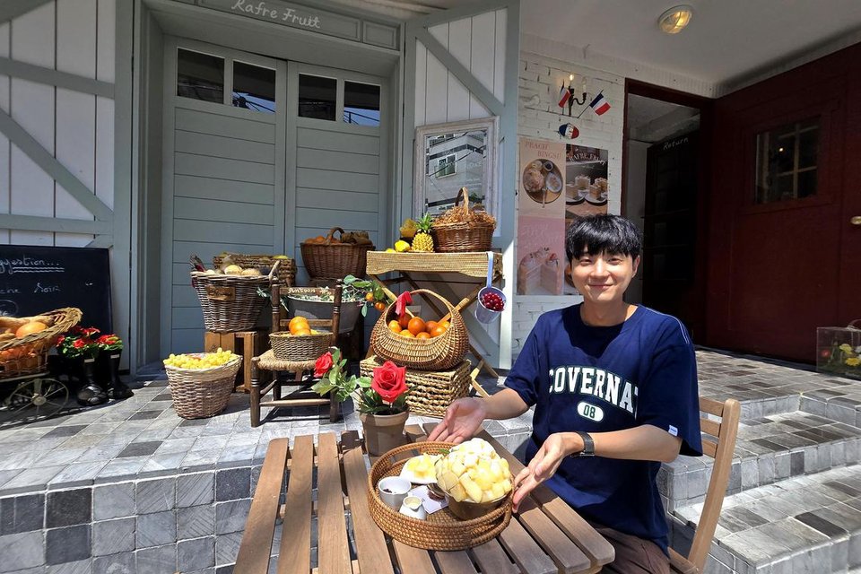 South Koreans Hit by ‘Bingsu-flation’ as Shaved Ice Prices Soar to $150 - gallery image 1