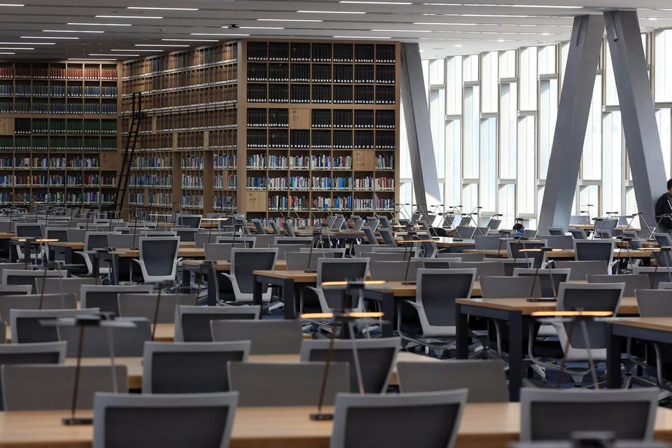 Record Number of Students Leave South Korea's Top 3 Universities in 2024 to Pursue Medical Degrees