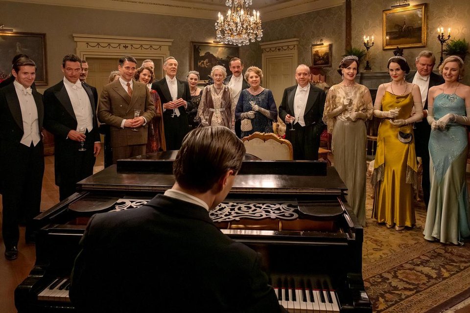 Downton Abbey: A Grand Farewell to Lady Mary and the Crawleys - gallery image 1