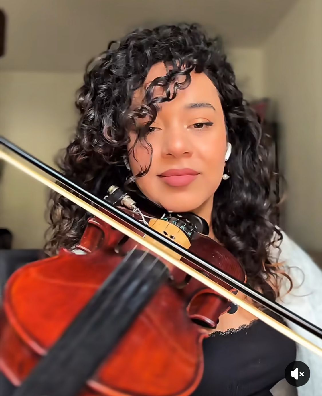 Julnar Georges: A Syrian Violinist Bridging Cultures Through Music