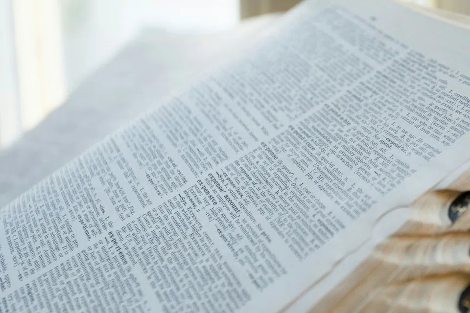 Oxford Dictionaries Names “Rage Bait” as 2025 Word of the Year