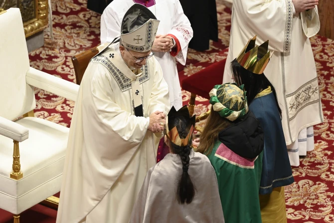 Pope Leo XIV Opens 2026 with a Global Call for Peace - gallery image 1