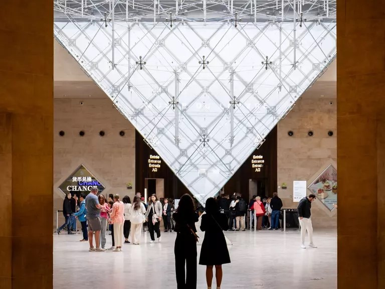 France Through Its Museums: How Cultural Spaces Shape National Identity and Visitor Experience