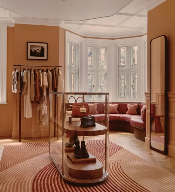 Hermès and the Architecture of Luxury: How Bond Street’s New Flagship Redefines Retail Space - gallery image 1