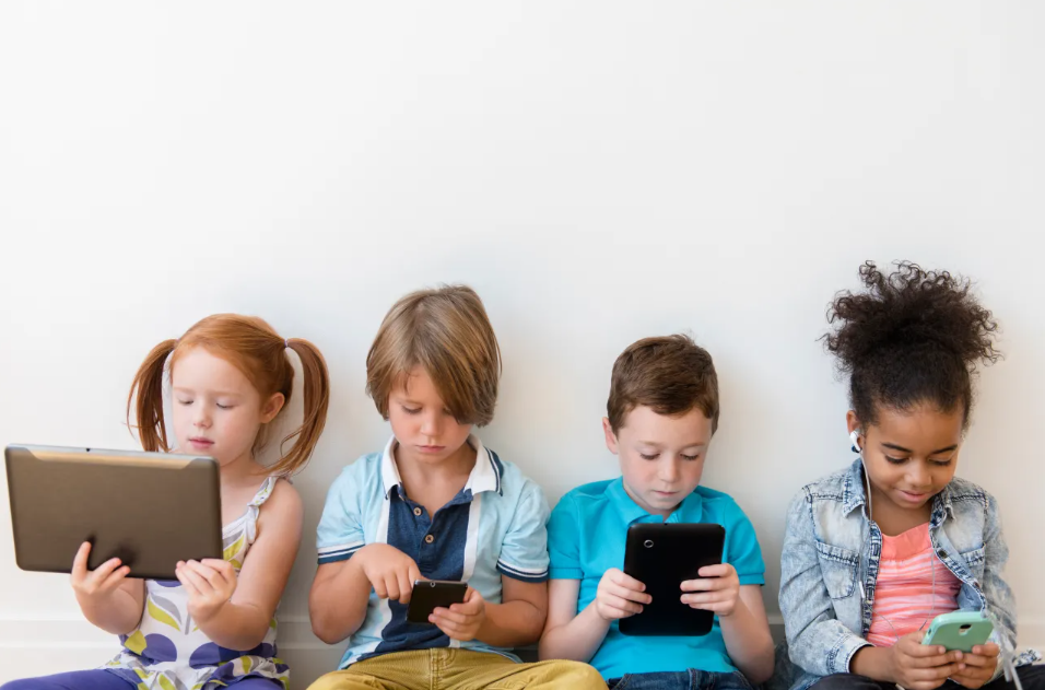 How Child-Safe Smartphones Are Reshaping the Consumer Tech Industry