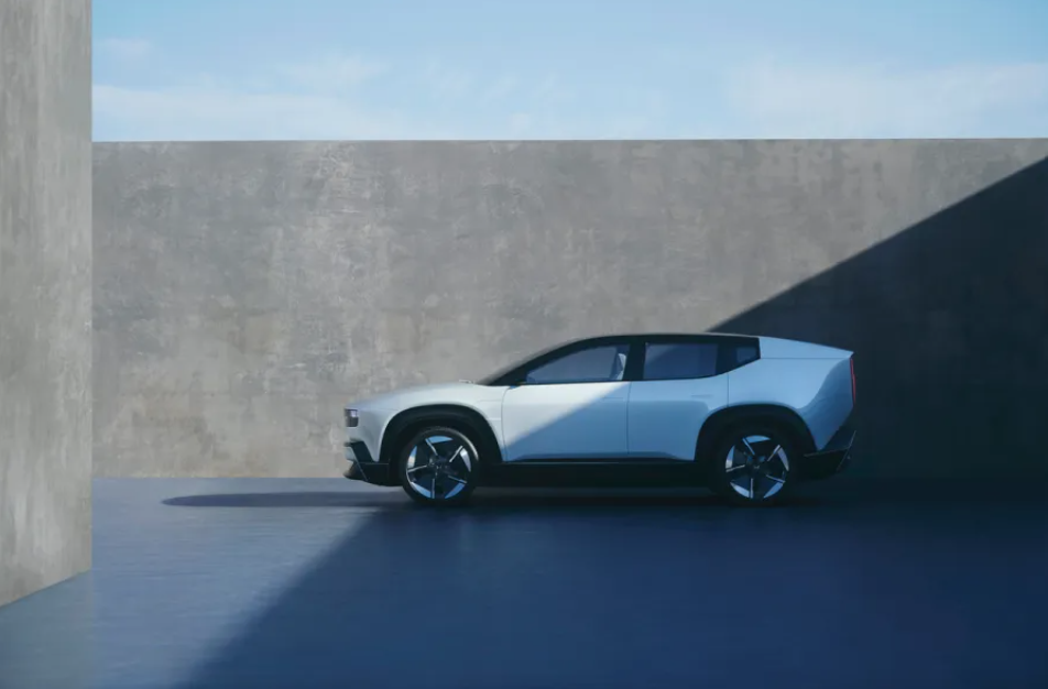 Why Automakers Are Retreating From EV Lineups in the U.S. as the Market Enters a New Strategic Phase - gallery image 2
