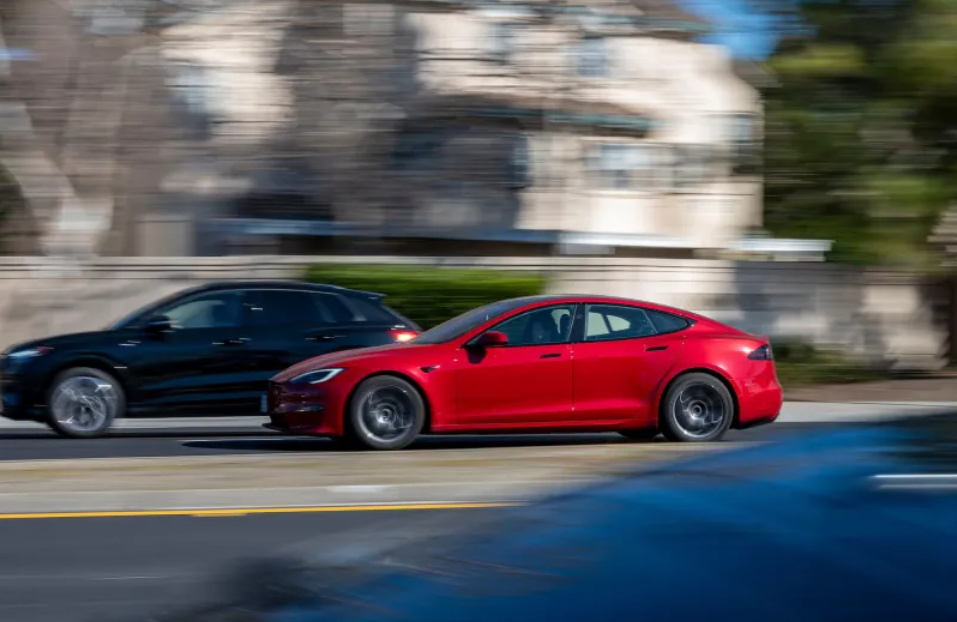 Why Automakers Are Retreating From EV Lineups in the U.S. as the Market Enters a New Strategic Phase - gallery image 7