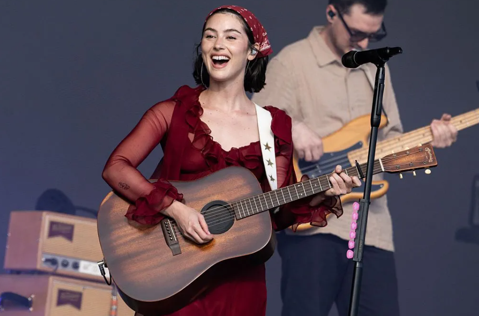 Gracie Abrams Expands Her Emotional Storytelling on Daughter From Hell, but the Soundscape Holds It Back - gallery image 3