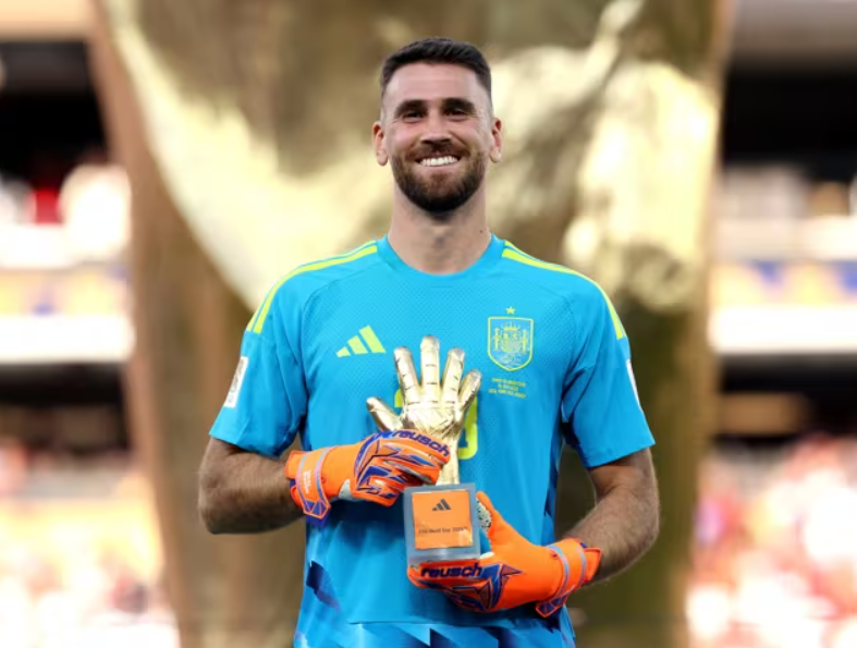 Unai Simón's Historic Goalkeeping Campaign Defines Spain's World Cup Triumph