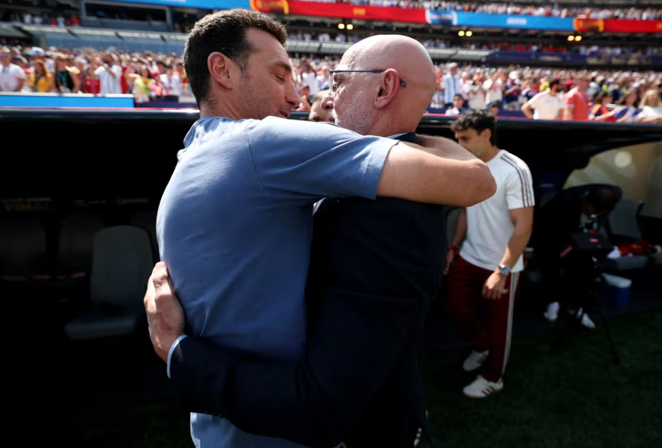 Scaloni Reflects on Argentina's World Cup Journey as Future Remains Uncertain - gallery image 2