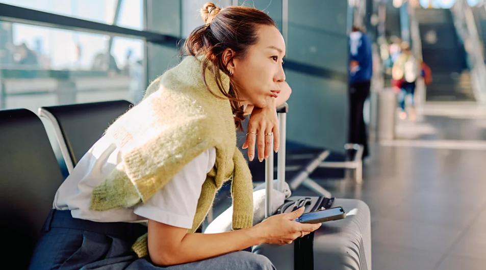 Jet Lag Is More Than Fatigue: How Crossing Time Zones Reshapes the Human Body