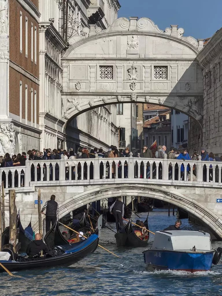 Venice Beyond Overtourism: How to Experience the City Without Losing Its Soul