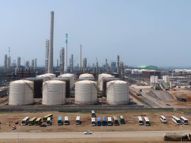 US and Indian Refineries Turn Global Fuel Disruptions Into a Major Export Opportunity