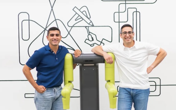 Maven Robotics Builds Its Industrial Strategy Around Solving the Job, Not Selling the Robot
