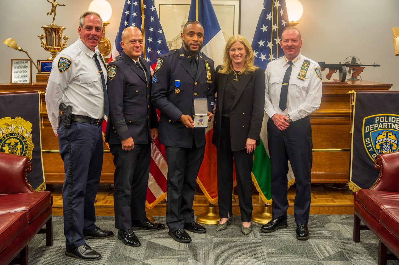 NYPD Sergeant Ruben Cespedes Receives Purple Heart Nearly 17 Years After Afghanistan Wounds - gallery image 3