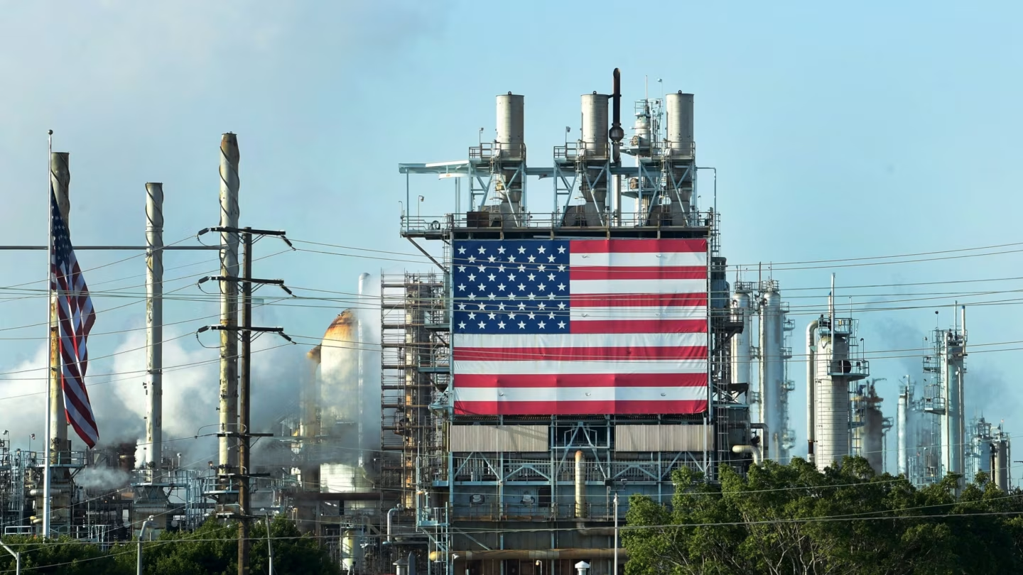 U.S. Offers 40 Million Barrels From Strategic Reserve as Oil Market Faces Supply Pressure