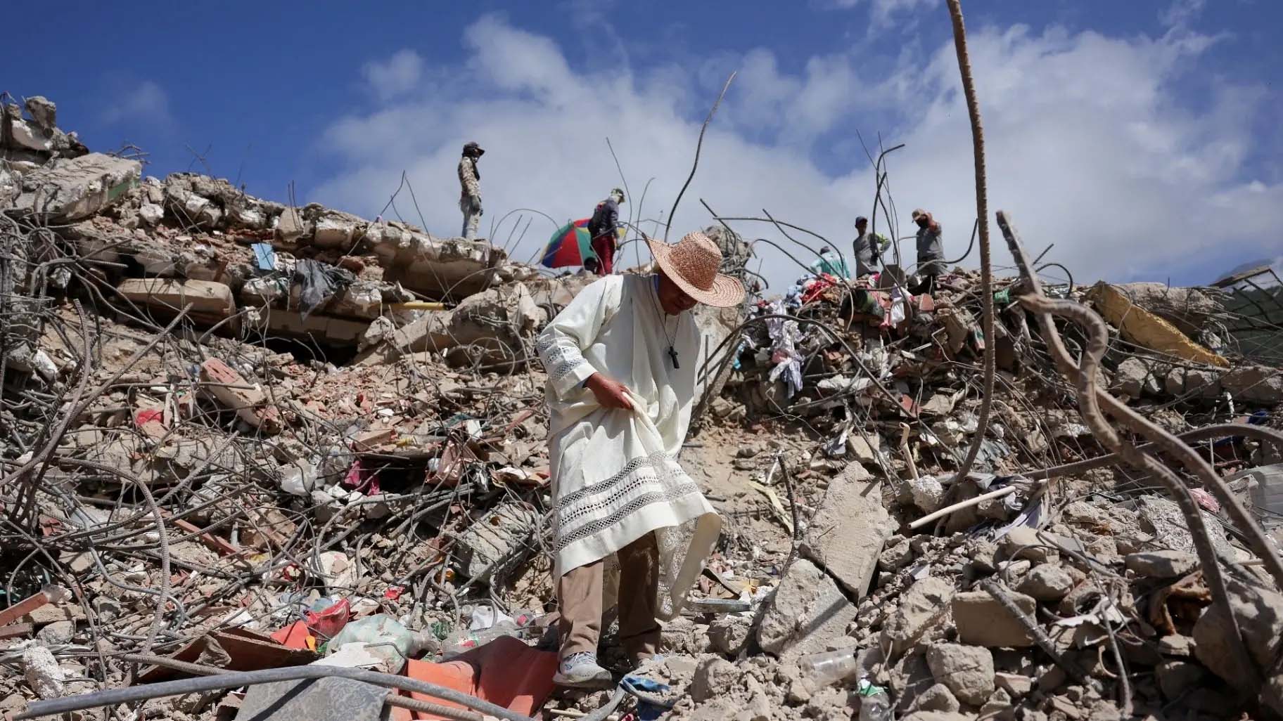 Venezuela’s La Guaira Housing Collapse Raises Questions Over Reconstruction and Safety - gallery image 1