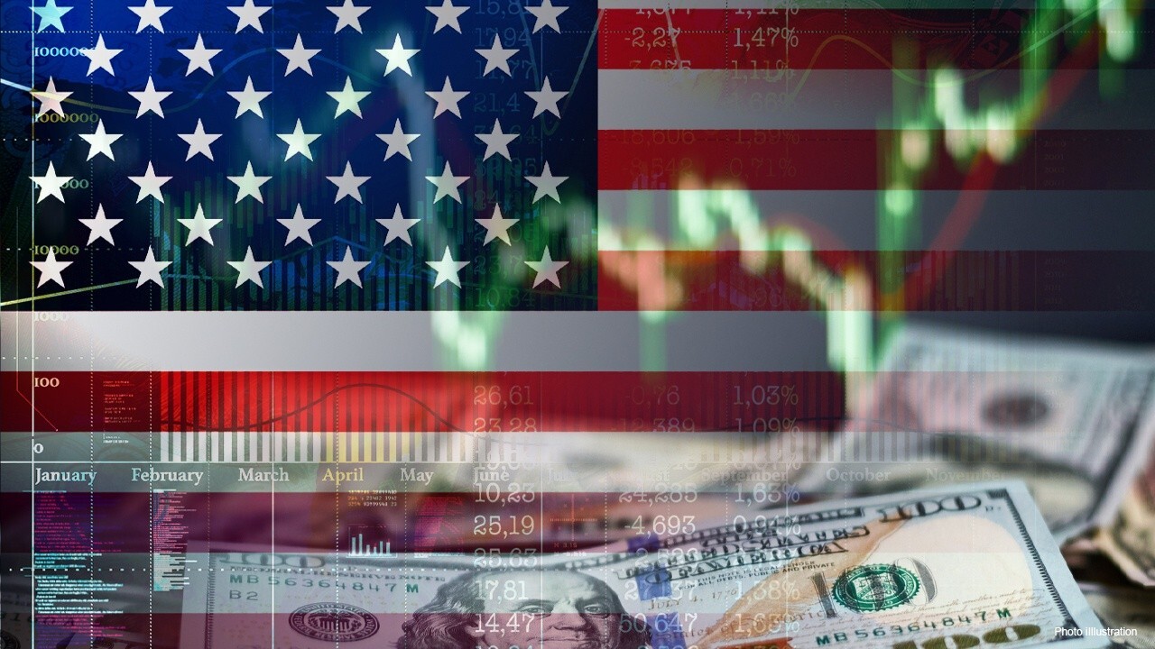 US Services Growth Cools as Input Costs Reach Four-Year High