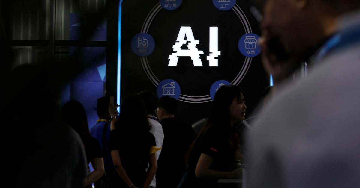 U.S. Voters Raise Alarm Over AI Risks as Pressure for Regulation Grows