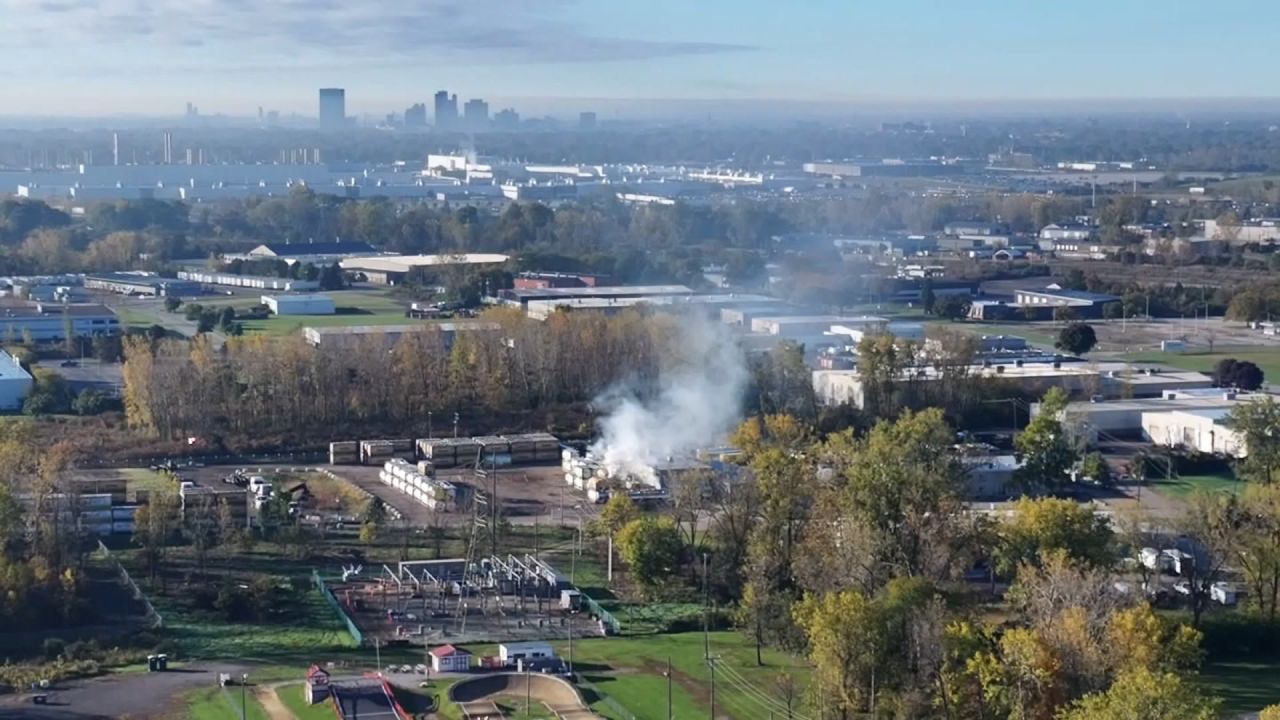 Chemical Tank Leak in Toledo Triggers Evacuations and Industrial Disruptions